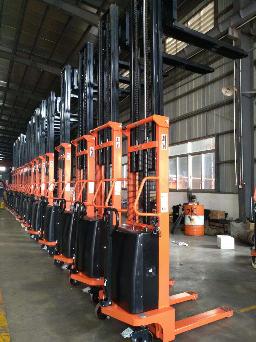 electric hand stacker