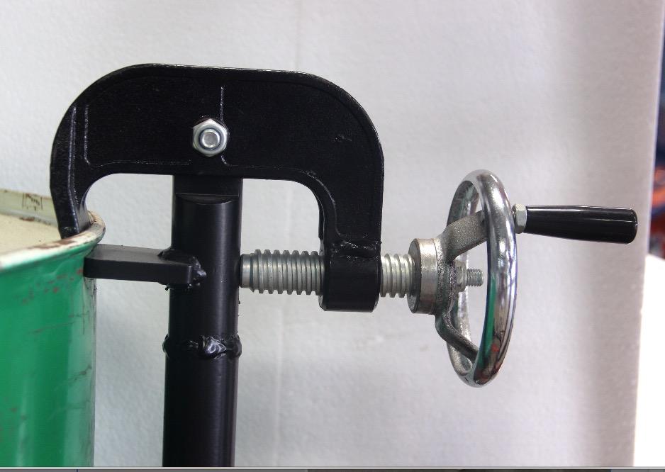 international truck brake drums