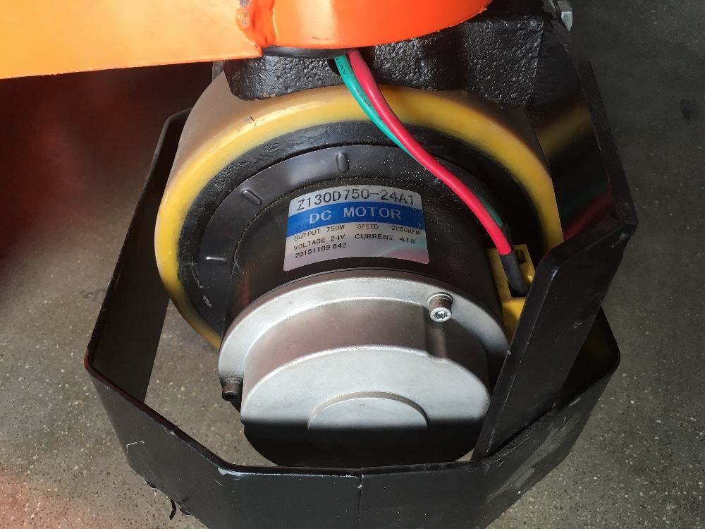 motorized pallet stacker